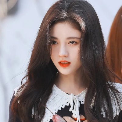 葛洛莉亚·贝尔